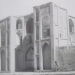 عمارتی که شباهت بسیار به سردر قلعه یزداباد معروف به عمارت هشت یا عمارت اعیانی قلعه دارد، محل آن در وسط خیابان امام خمینی امروز مقابل قرض الحسنه جوادالائمه